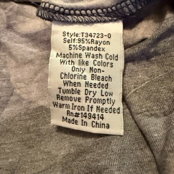 Johnny Was Grey Peony Long Sleeve Tee Dress Blue Gray Floral Print - Size Large - Picture 4 of 10